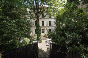 Гостиница Hôtel Particulier Montmartre  Париж